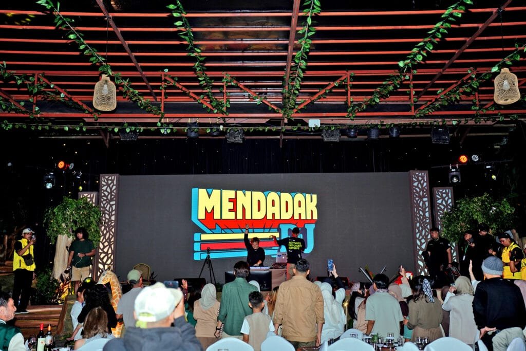 Mendadak DJ tampil di acara perusahaan kawasan Puncak Bogor